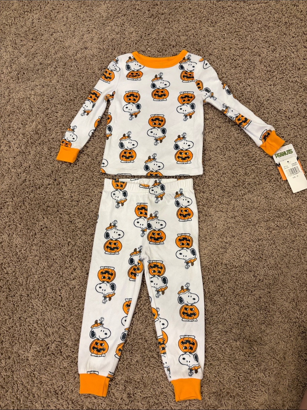 Peanuts White & Orange Snoopy Pumpkin Kids Pajama Set
